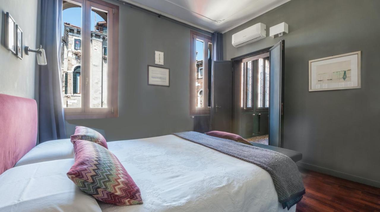 Stylish Renovated Apartment In The Heart Of The City Venice Ngoại thất bức ảnh