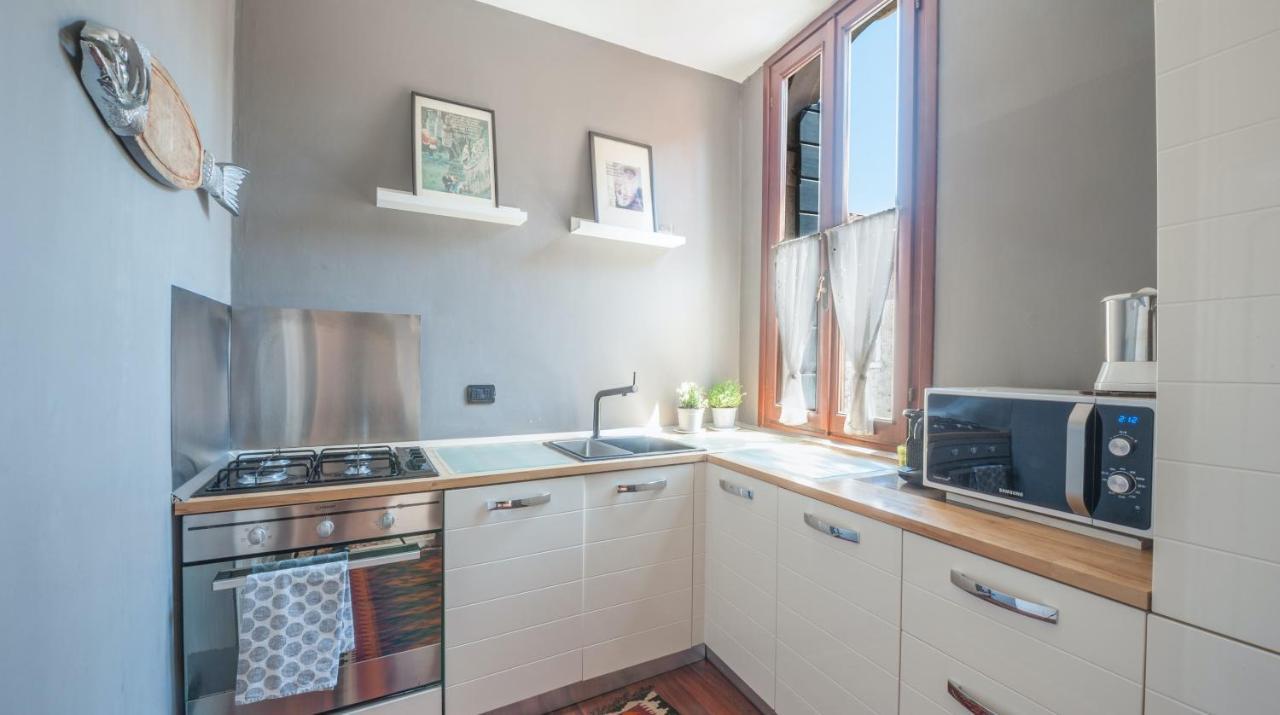 Stylish Renovated Apartment In The Heart Of The City Venice Ngoại thất bức ảnh
