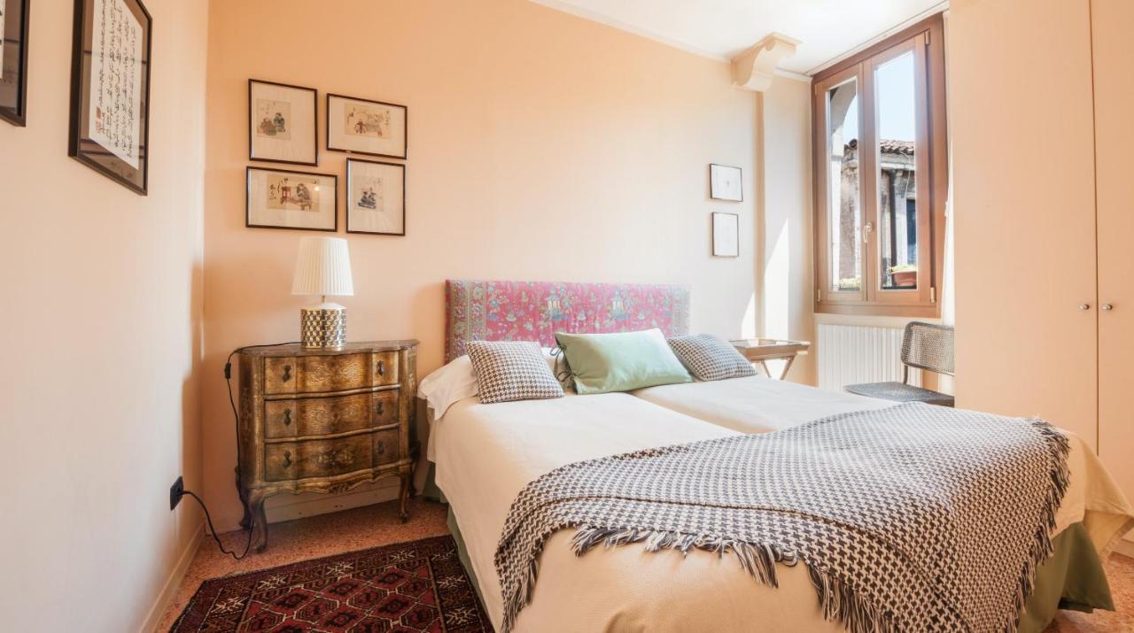 Stylish Renovated Apartment In The Heart Of The City Venice Ngoại thất bức ảnh