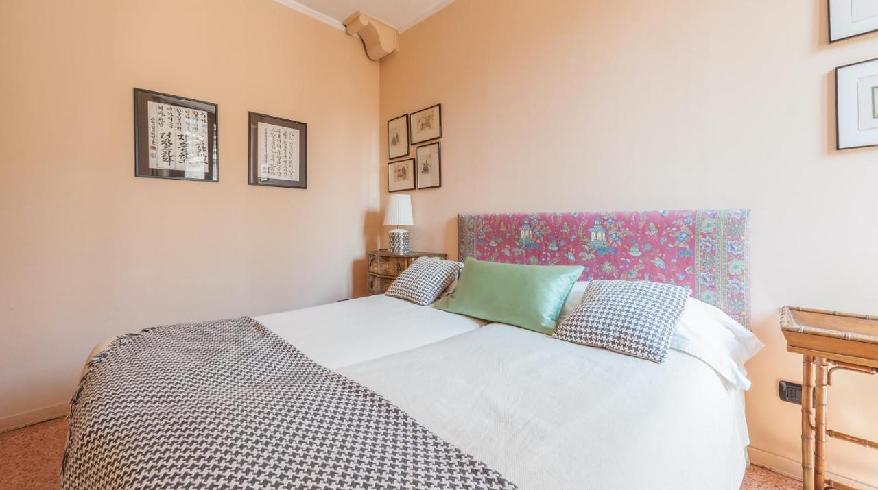 Stylish Renovated Apartment In The Heart Of The City Venice Ngoại thất bức ảnh